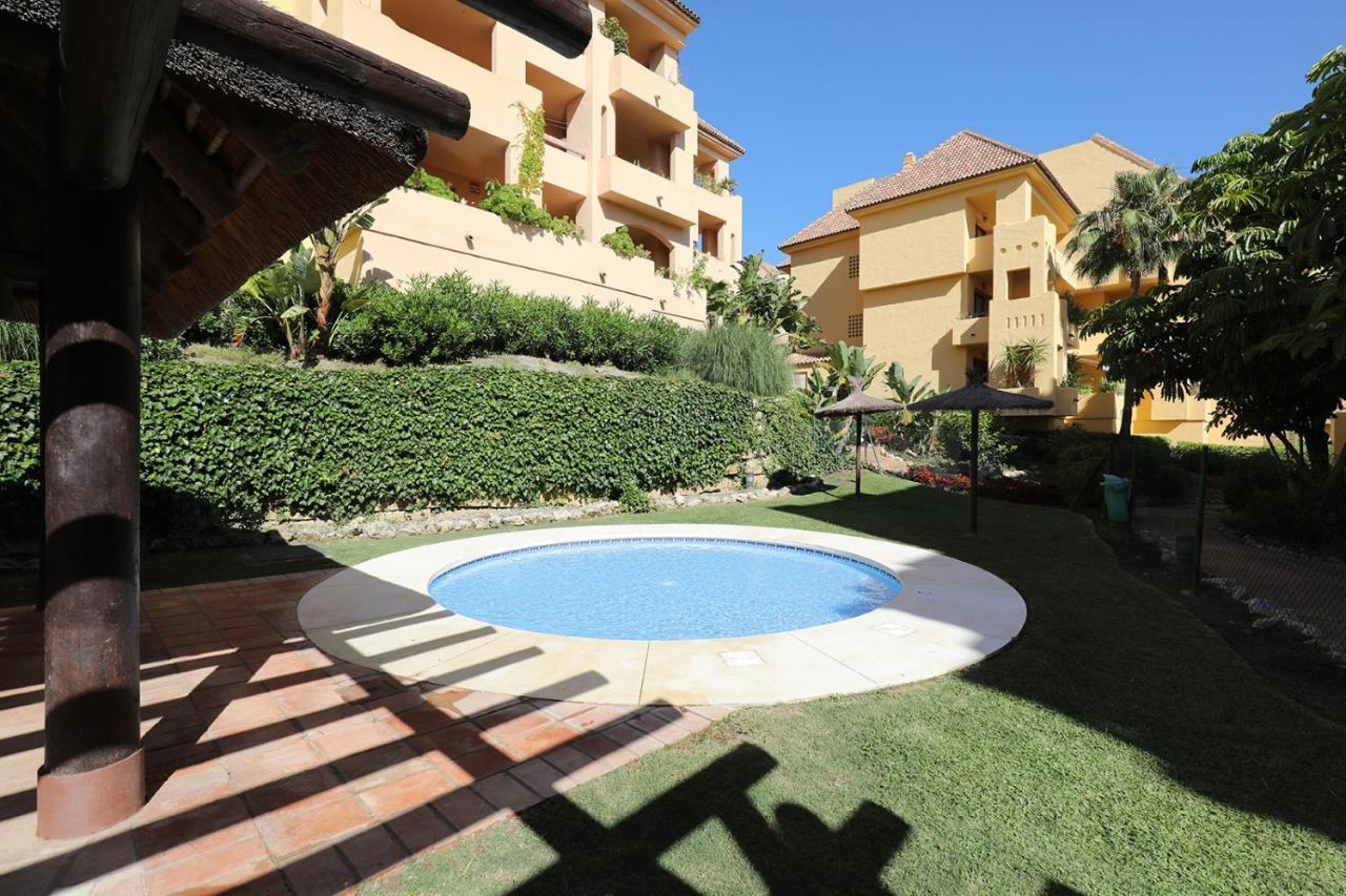 Duquesa Village Apartment - 2 Bed/2 Bath Apartment With Panoramic Sea Views Манилва Экстерьер фото
